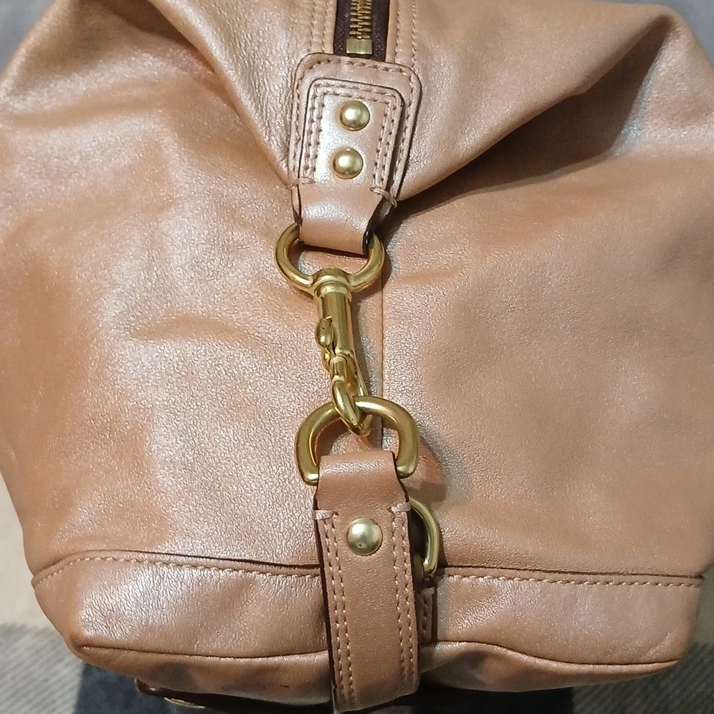 Coach - Picture 8 of 14